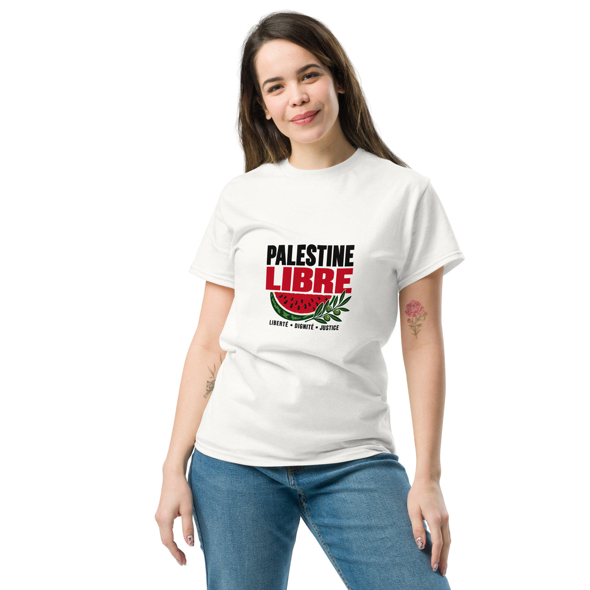Model wearing the white Palestine Libre French solidarity T-shirt